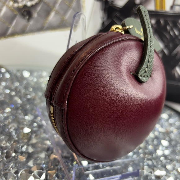 Kate Spade novelty Ma Chérie 3D Cherry Coin Purse EUC - Picture 9 of 11